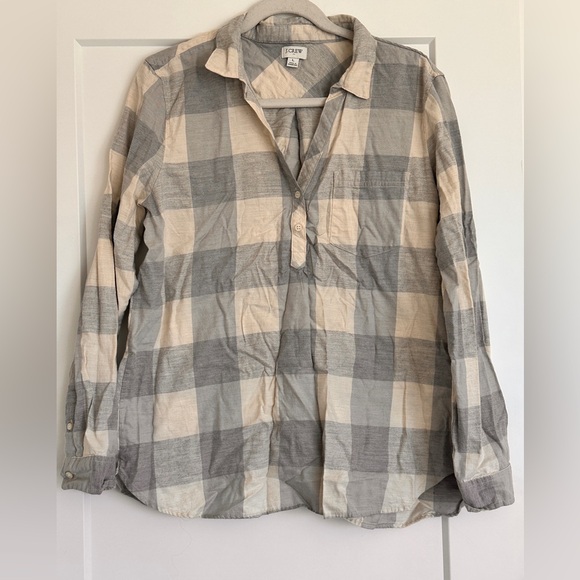 J. Crew Gray and Cream Plaid Button-Up Shirt - Picture 1 of 6